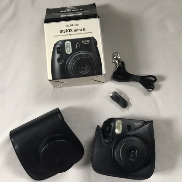 Other - New In Box Instant Camera Fujifilm Instax mini 8